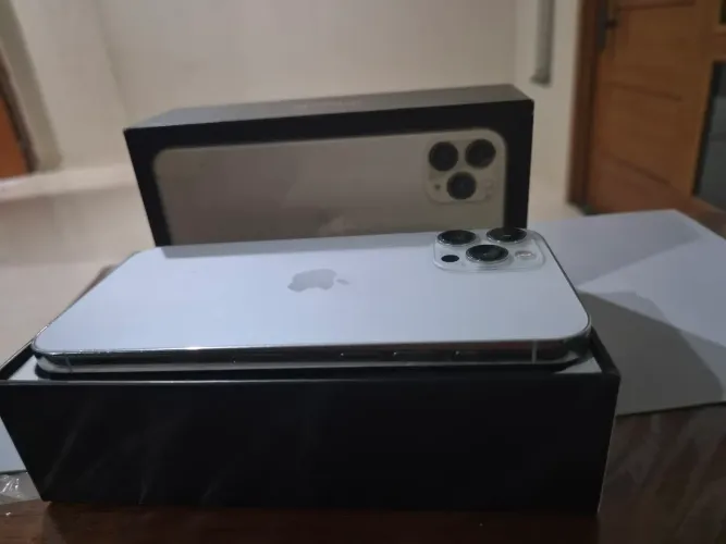 Vende-se iPhone 12 pro max