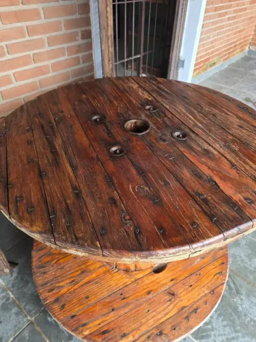 Vendo Mesa rústica Carretel 