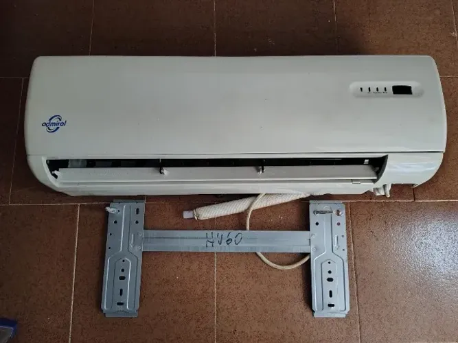 EVAPORADORA ADMIRAL 12.000 BTU (COM DEFEITO)