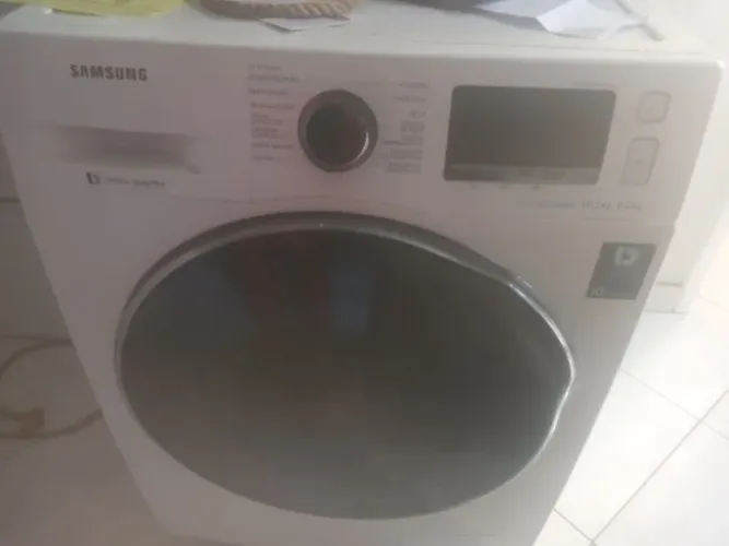 Máquina lava e seca Samsung com defeito