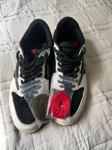 Air Jordan Travis Scott 