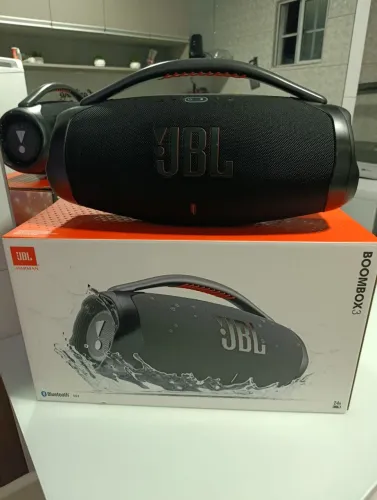JBL boombox 3
