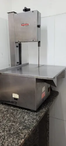 Serra Fita Bermar Inox Bancada 174mm