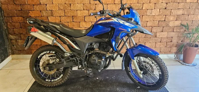 XRE top no precinho , grande. Oportunidade !