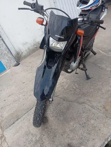Vendo ou troco em outra moto