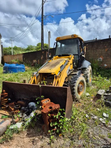 Retroescavadeira jcb 3c 4x4.