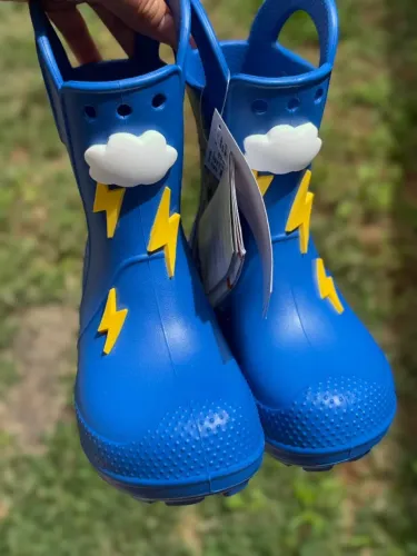 Bota Crocs infantil