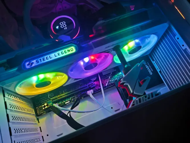 PC Gamer AM5 de Última Geração (Ryzen 5 9600X + RX 9060 XT 16GB) - Impecável