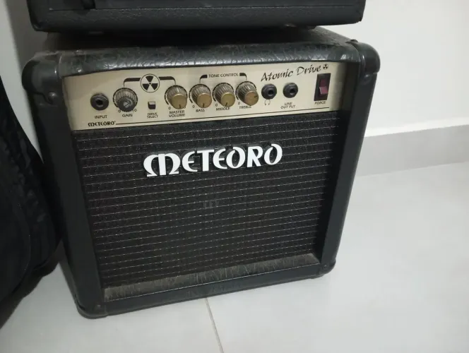 Amplificador Guitarra
