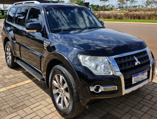 Mitsubishi Pajero HPE Full 3.2 4X4 T.i.dies. 5P AUT 2011