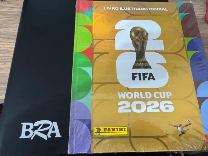 KIT COPA DO MUNDO FIFA 2026: Álbum Dourado + TODAS as figurinhas