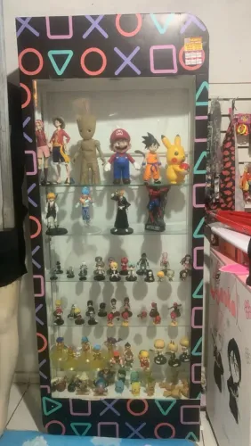 Vendo Vitrine Expositor com leds e prateleiras de vidro 