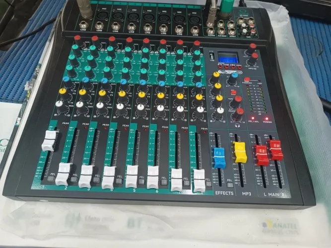 Mesa de som Bluetooth+potencia+Equalizador/ leia o anúncio 