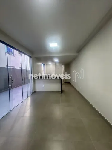 Excelente área privativa para locação, 2 quatos, suíte e closet, elevador, prédio novo, Ci