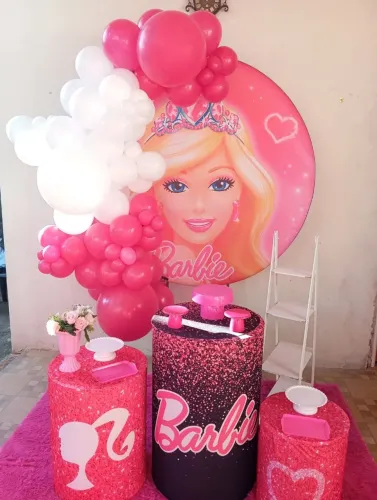 Decoração+ arco de balão no pegue e decore