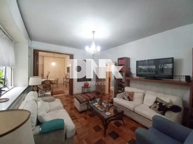 Apartamento - / Residencial / Lagoa