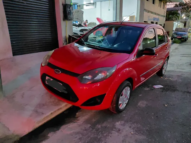 Ford Fiesta Sedan 1.0 8V Flex 4P 2011