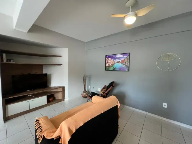 Apartamento na Barra da Lagoa próximo ao Ubatuba Mall e Rua Guarani | 2 dormitórios - Ubat