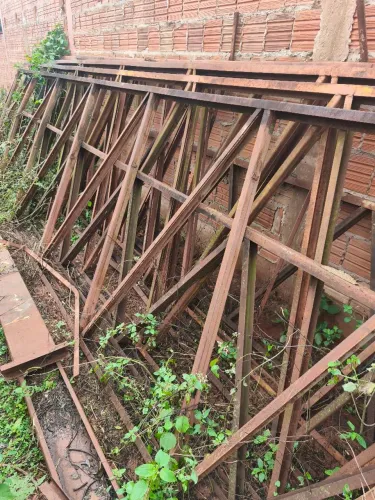Ferros ideais para serralheiro bastante ferro
