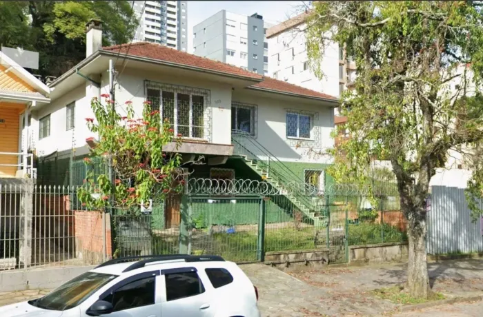 CAXIAS DO SUL - Casa Comercial - MADUREIRA