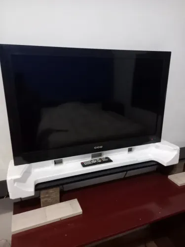 TV CCE LCD 39" ÚNICO DONO