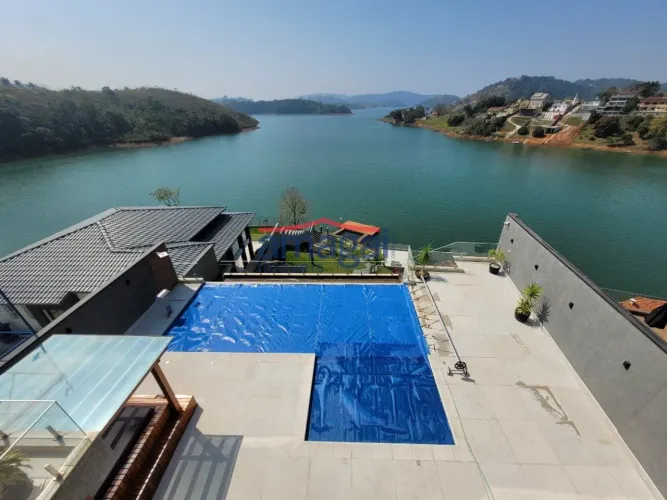 Casa na Represa de Igaratá - SP