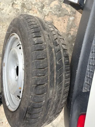 Pneu Pirelli Cinturado 185/65/15