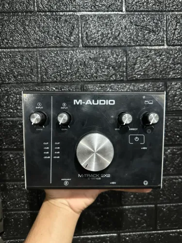 INTERFACE M-AUDIO M-TRACK 2x2