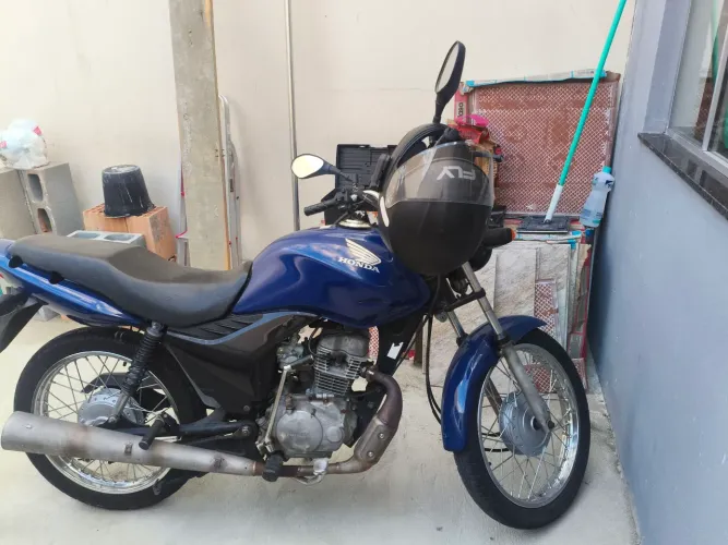 Vendo ou troco Titan KS 2009