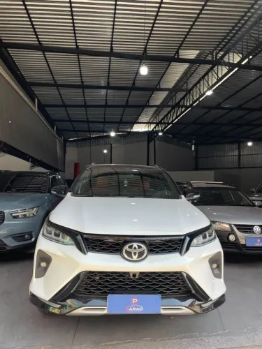 Toyota Hilux SW4 SR 4X2 2.7/ 2.7 Flex 16V Aut. 2017