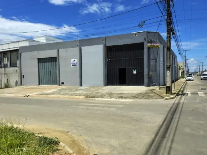 Galpão Com 260m2 para locação próximo ao Shopping Conquista Sul- Vitória da Conquiista-BA