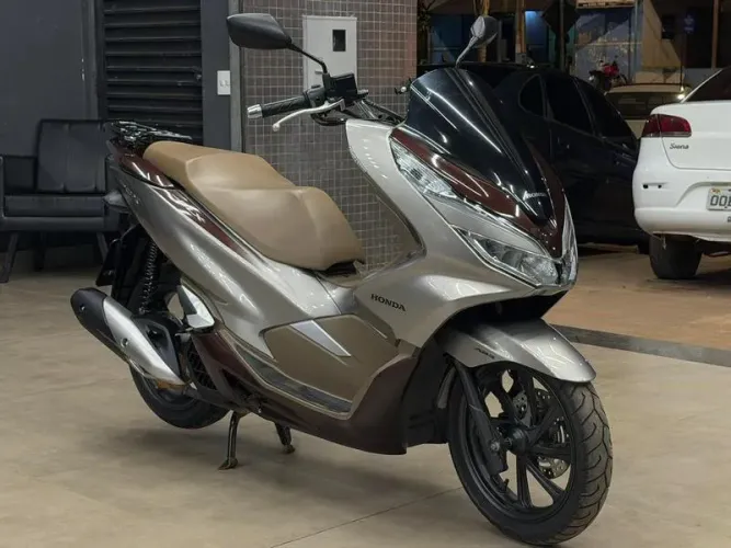 HONDA PCX 150 DLX ABS 2022