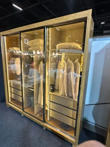 Guarda Roupa 100% MDF c/ LED 3 Portas Reflecta (Novo) Entrega Grátis! 