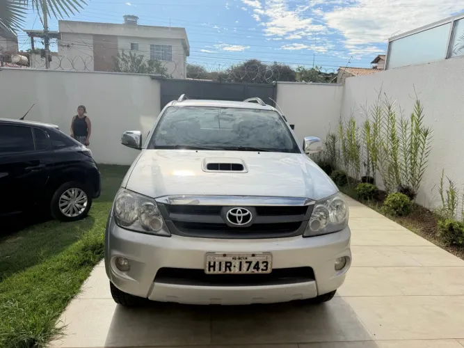 Toyota Hilux SW4 SRV D4-d 4X4 3.0 TDI Dies. AUT 2008