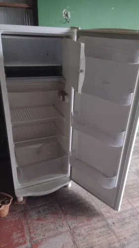 Geladeira Consul 300L