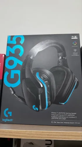 Fone Logitech G935 + suporte para fone 