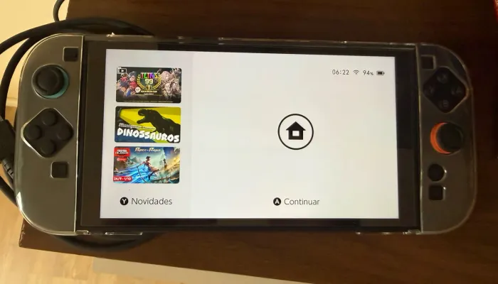 Nintendo Switch 2 + Pro Controller + Zelda BotW + TotK + Pokémon Legends + Case
