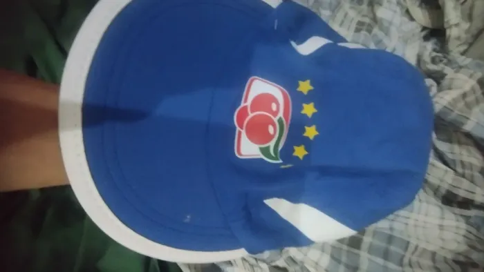 Boné azul do Brasil (guaraná Renner)