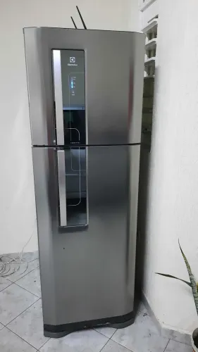 Geladeira  Electrolux / contato: * / *
