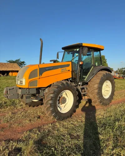 TRATOR VALTRA BH 125i