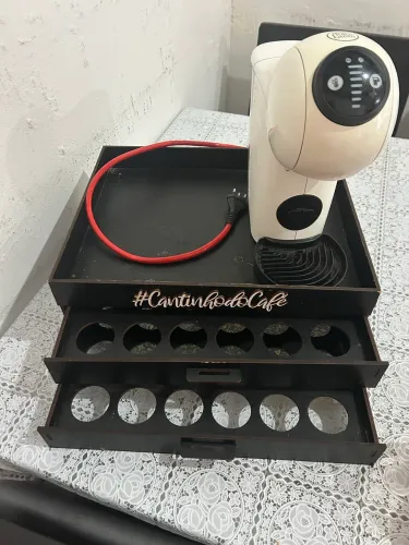 Cafeteira Nescafé Dolce Gusto