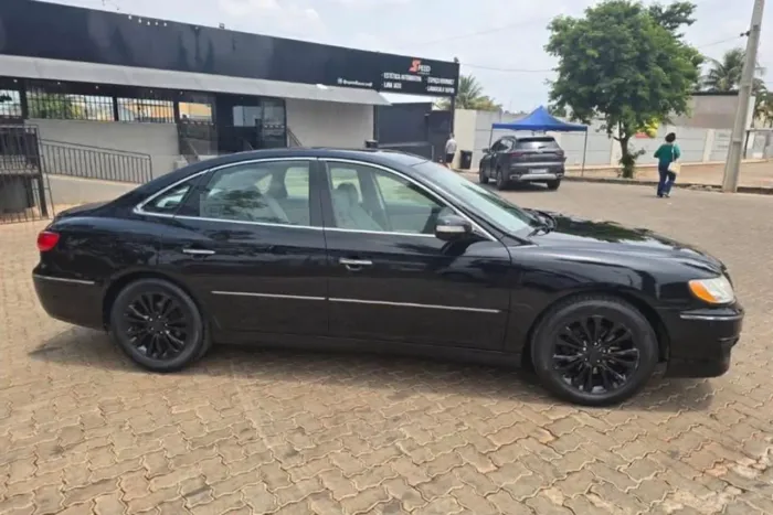Hyundai Azera GLS 3.3 V6 24V 4P Aut. 2011