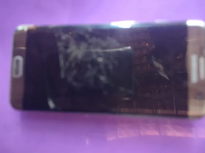 Samsung s7 Edge pra tirar peças 
