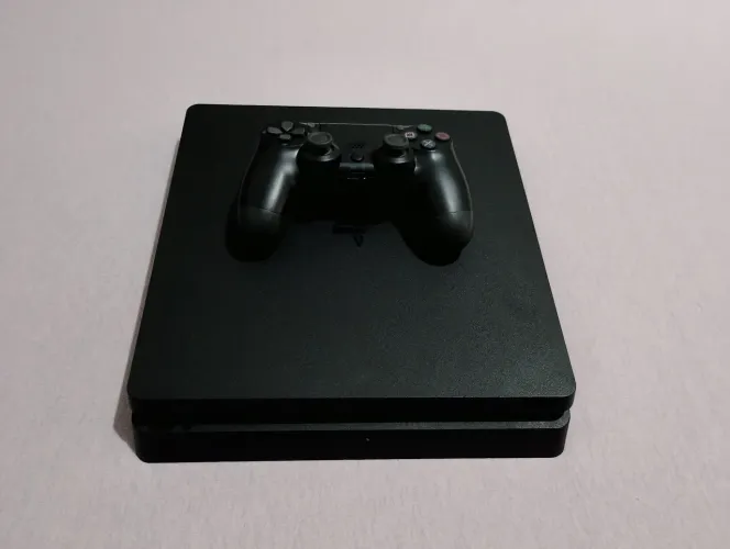 PS4 slim - ( LEIA TODA DESCRIÇÃO )