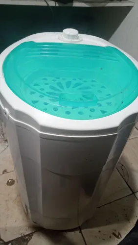 Tanquinho e centrífuga
