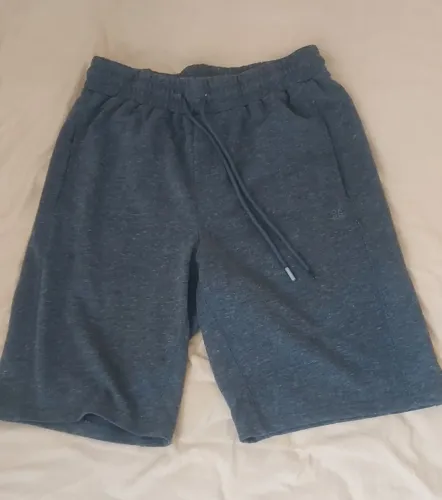 Bermuda moletom cinza OXER tam P - Produto usado