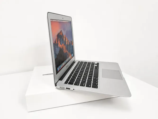 Notebook Apple MacBook Air 13"