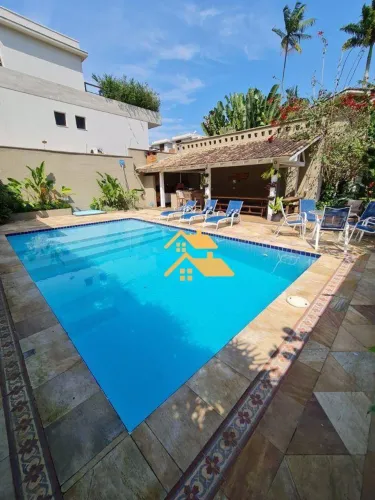 Locação de Temporada em Juquehy Casa Ampla com 6 Suítes, Piscina, Área Gourmet Completa e