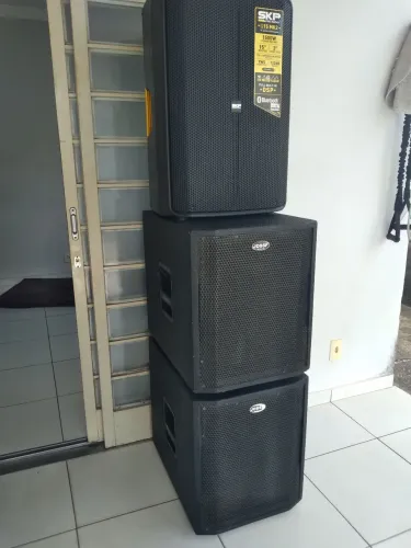 Sistema ativo de som