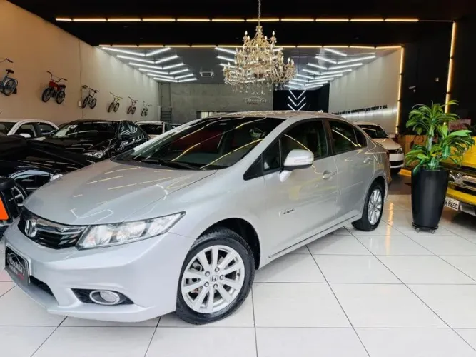 Honda Civic Sedan LXR 2.0 Flexone 16V Aut. 4P 2014